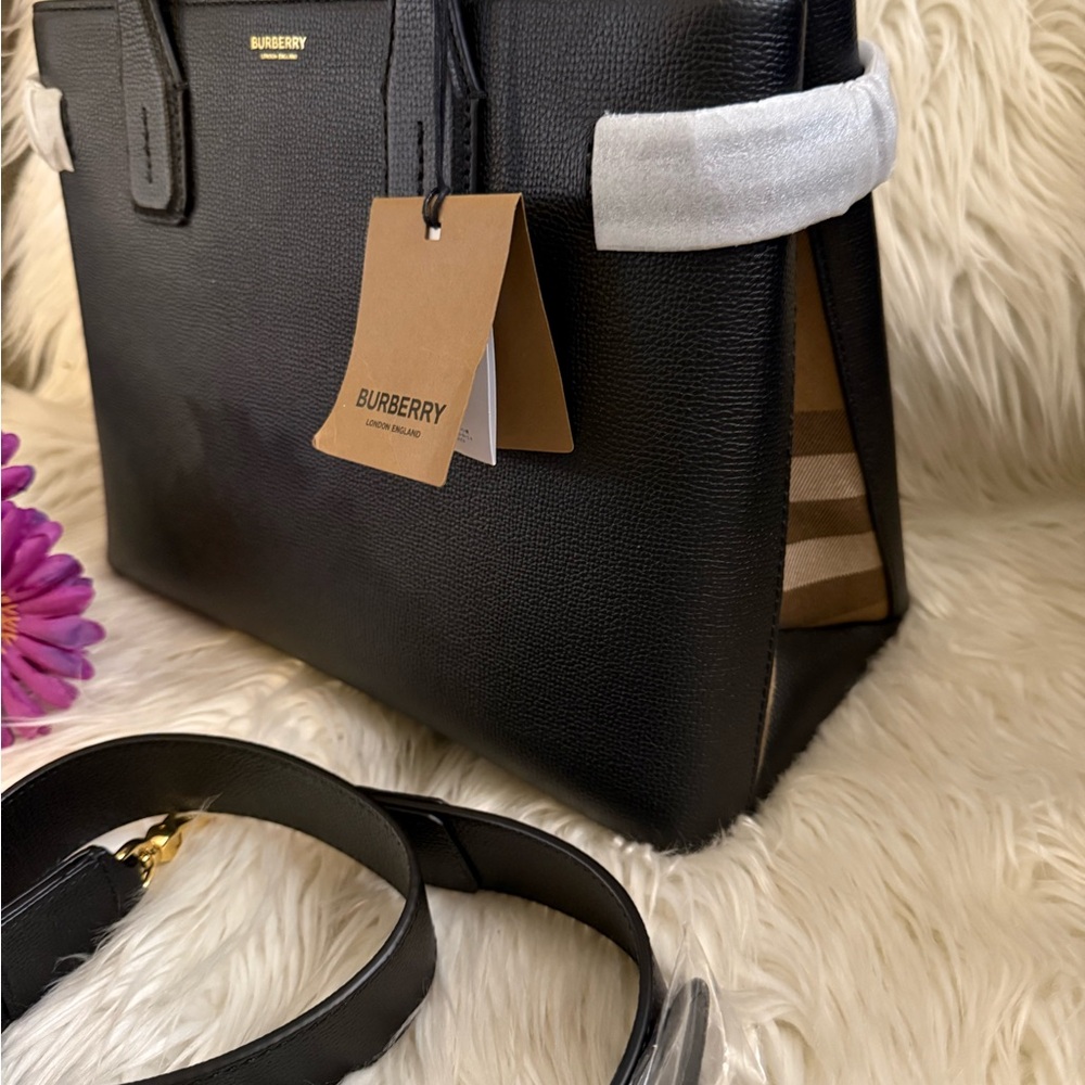 Burberry Black Leather Shoulder Bag